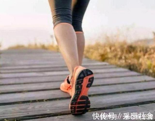 骨头汤|七大养生误区,多喝水,多走路也名列其中,对照下,你中了几个?