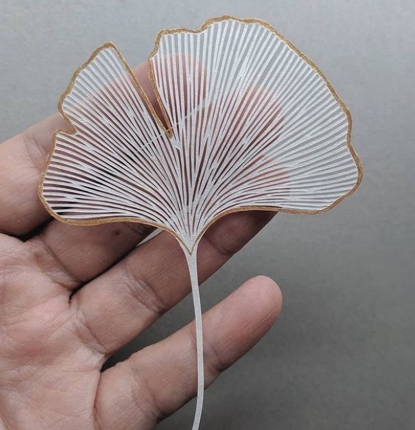 美女#美轮美奂,美女艺术家用一张纸雕刻出奇幻世界