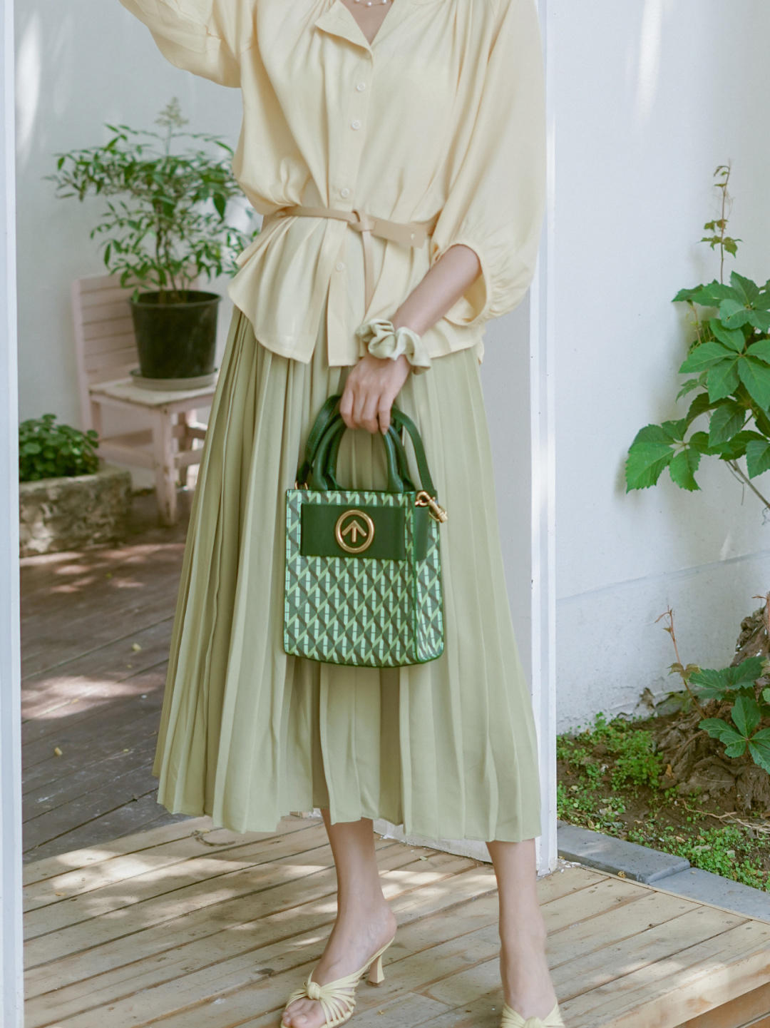 polo|想要穿出温柔的通勤风,跟着这样穿就对了!漂亮大气