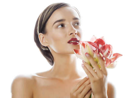 护肤的小窍诀，防晒到位加美容觉，省钱又有效