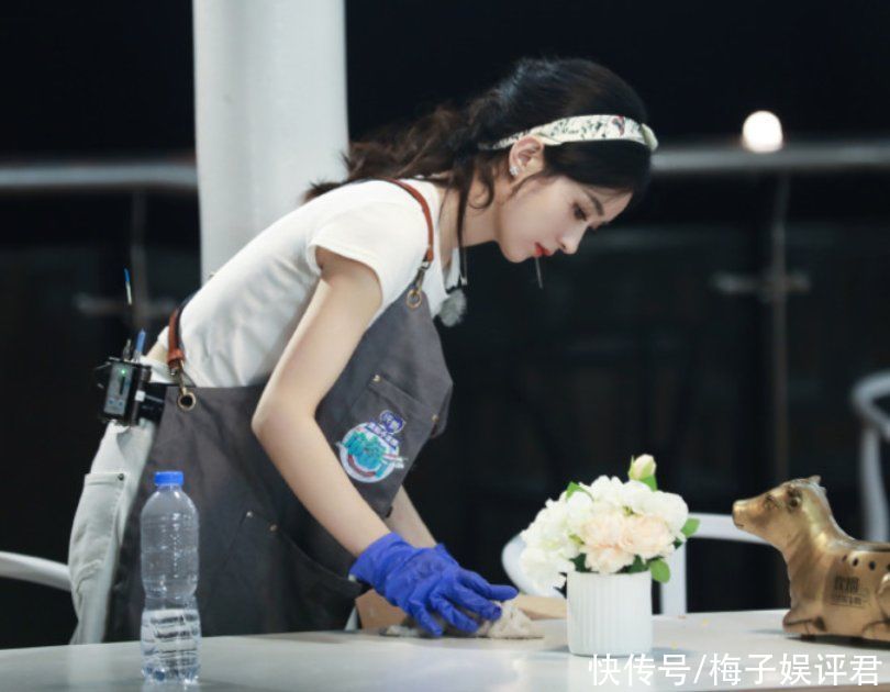 镜头|《中餐厅5》又搞事，邀请龚俊当引流，首播镜头只给10分钟