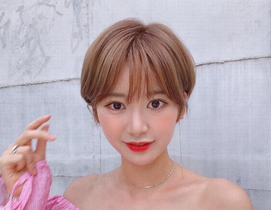 发型 让女生变丑的几款发型,虽然都是很火很受欢迎,但是不要跟风剪