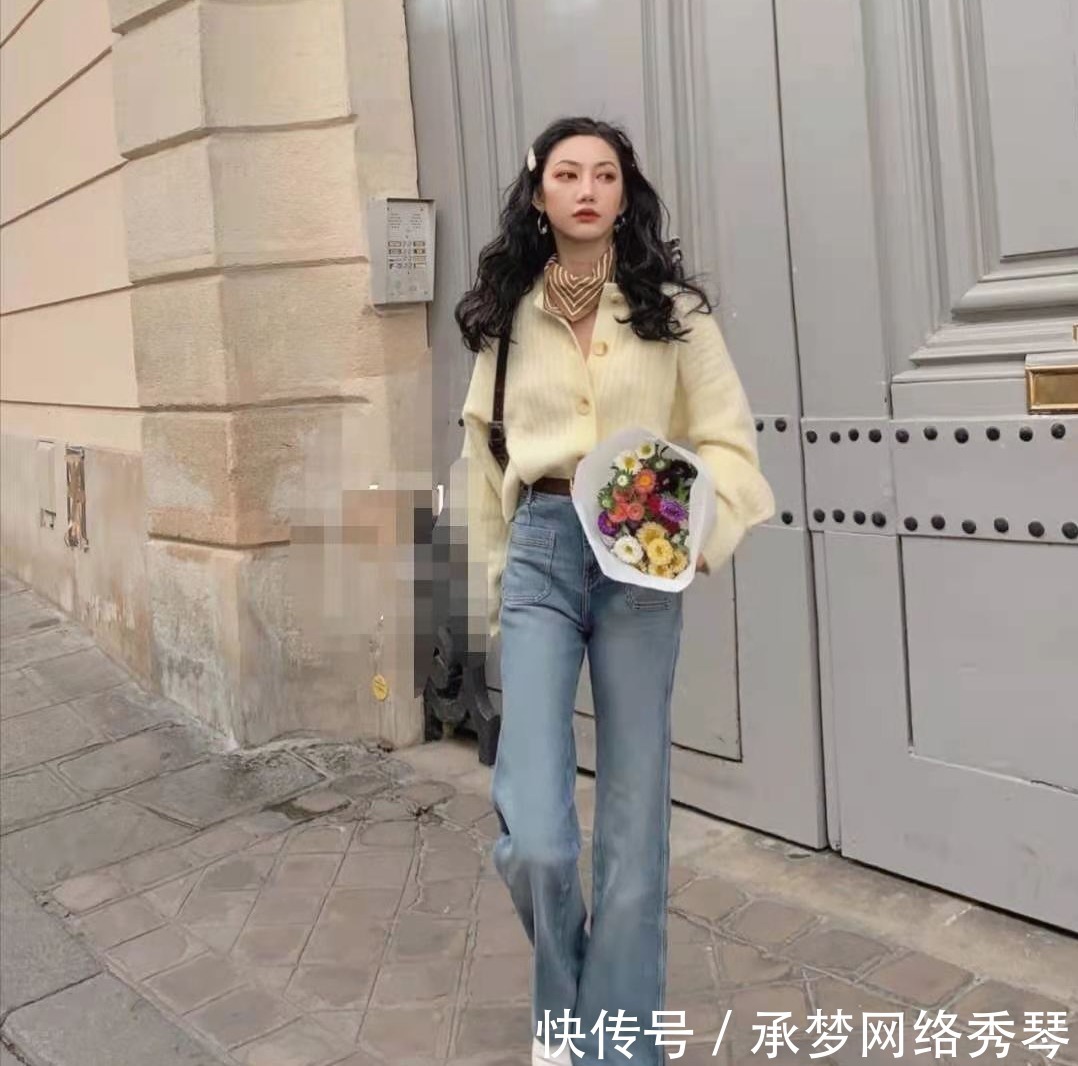 搭配 今秋穿针织开衫+阔腿裤，中年女性穿太合适！