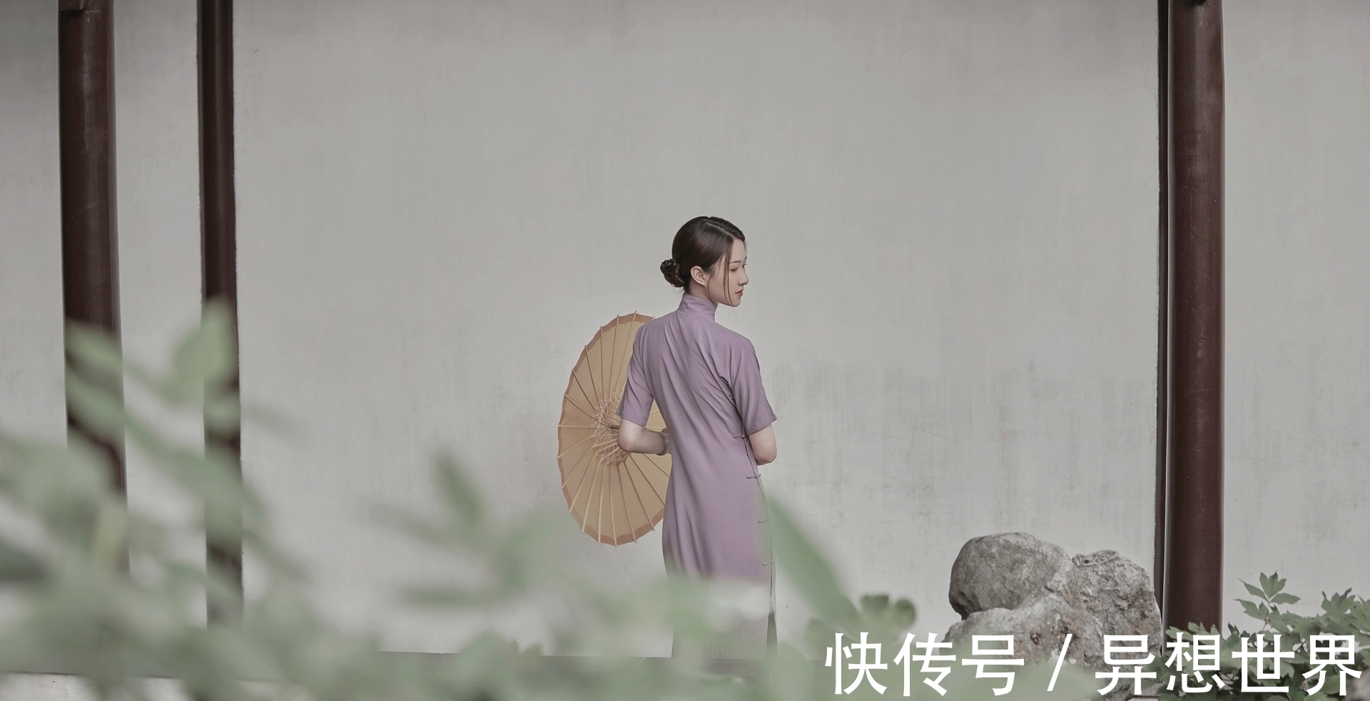 鬓雪$重阳·诗·十一首丨客到蓬壶寻一醉,谁知菊酒解千愁