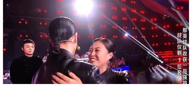 他们跟黄霄云同为第四季学员，黄霄云成导师，他们又来参加好声音