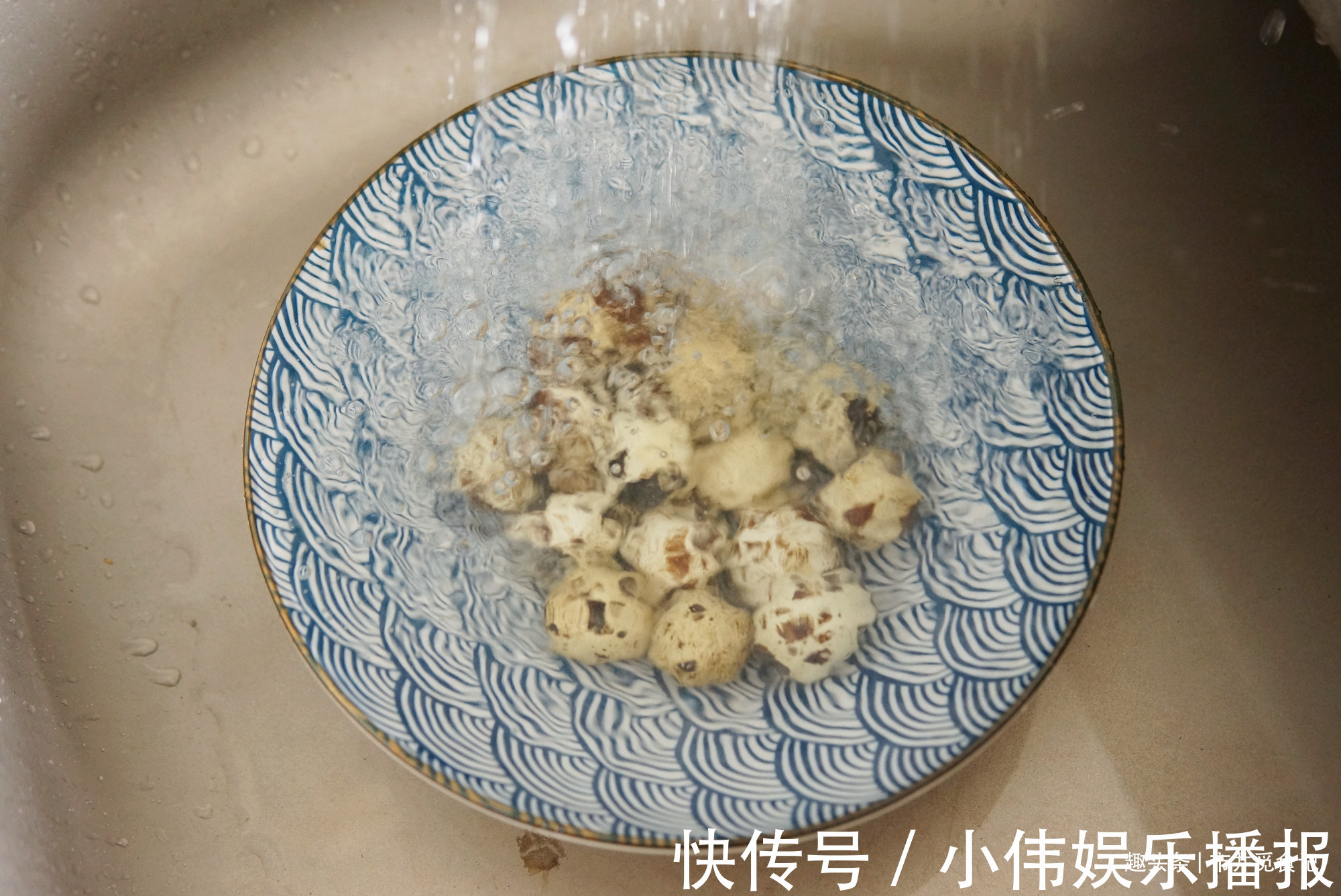 秋天,记得用这2样食材煮汤,滋养“降秋燥”,便宜实惠,味道鲜