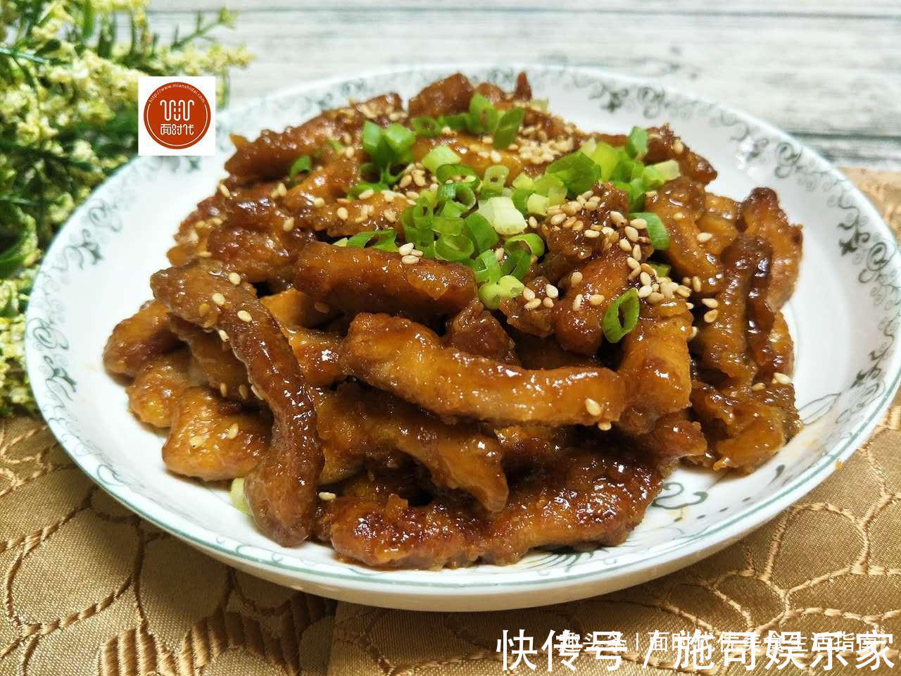 正宗糖醋里脊做法,外焦里嫩,酸甜可口,掌握这个步骤堪比大厨