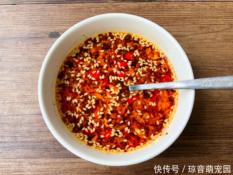 简单|老公就喜欢吃它,简单煮一煮,拌一拌,美味又下饭