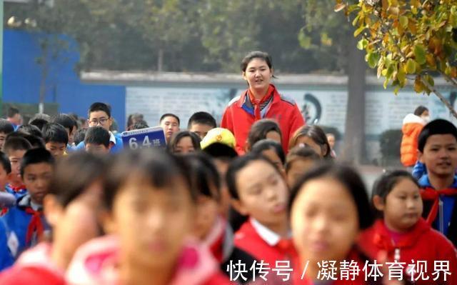 睡眠时间|中小学生“身高标准”出炉,毕业前达到这里才算达标,别拖了后腿