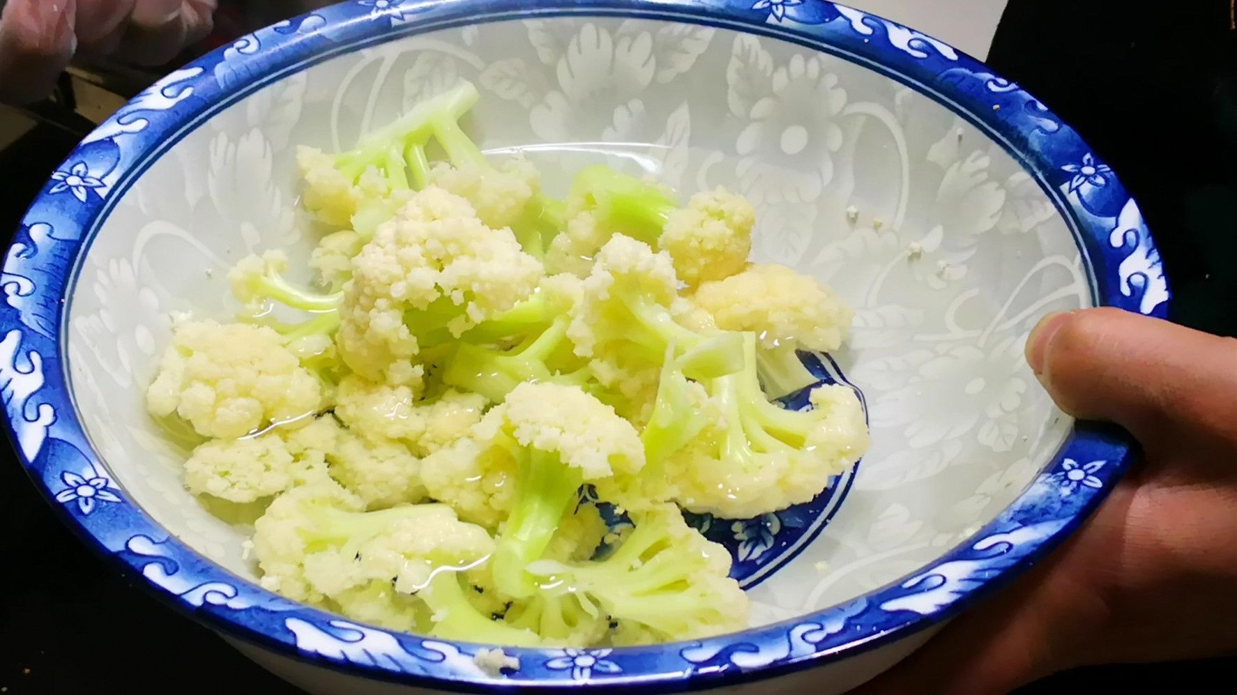 蔬菜|天冷多吃此蔬菜，比白菜鲜美，比萝卜营养，几块钱炖一锅，吃得值