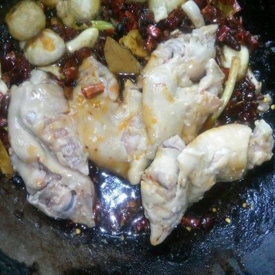 豆豉|好吃到流泪的丰富餐桌味一干锅蹄花，连吃三天都不够