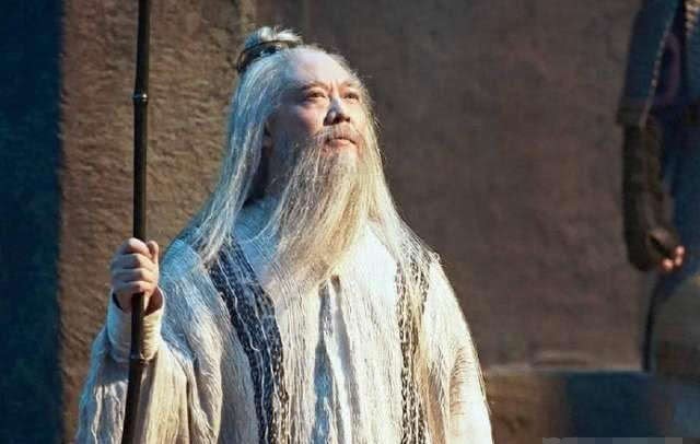 脏字|最缺德腹黑的三个成语,骂人不带脏字,古代文化人嘴损的厉害