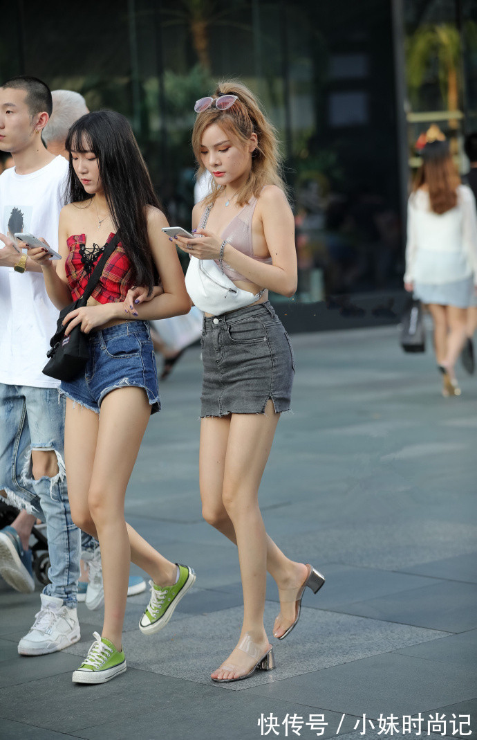 搭配 街拍路人,就算衣服很普通,只要会搭配照样穿出女神范