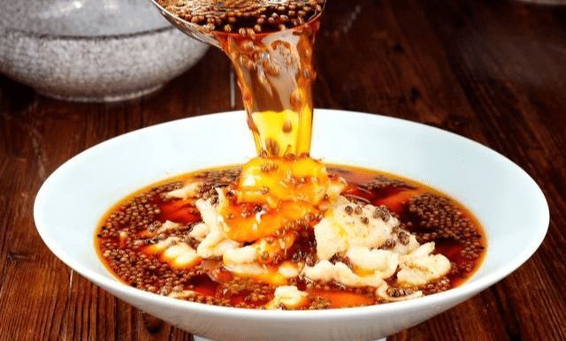 植物油|川菜那么油,为什么感觉四川胖子不多啊?