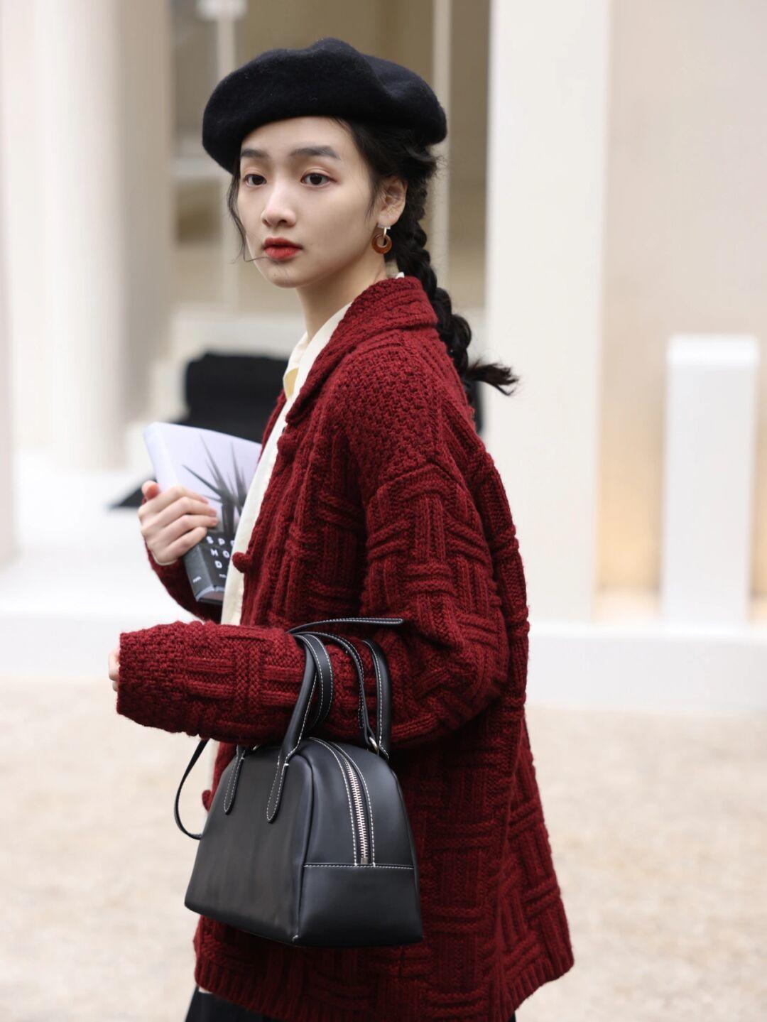 半身裙 冬天怎么把“毛衣”穿出高级感?看看这些搭配,普通人也能驾驭