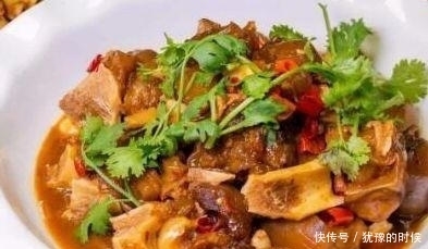 在家请客吃饭,教你几道美味的家常菜,荤素搭配,好吃到停不下来