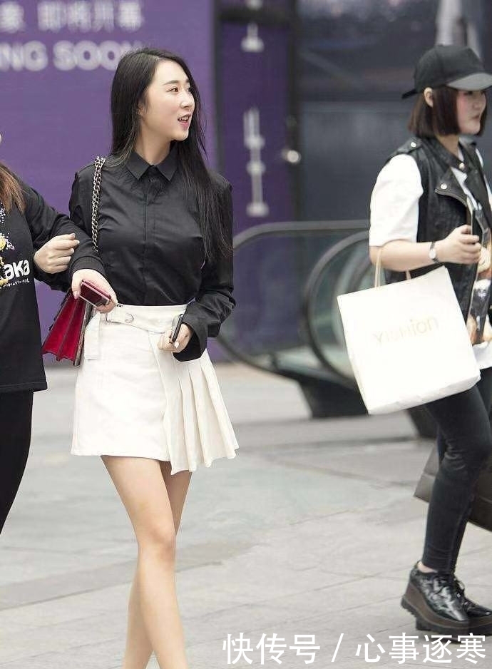 时尚|街拍:气场全开的美女,搭配有致平价单品穿出时髦感!