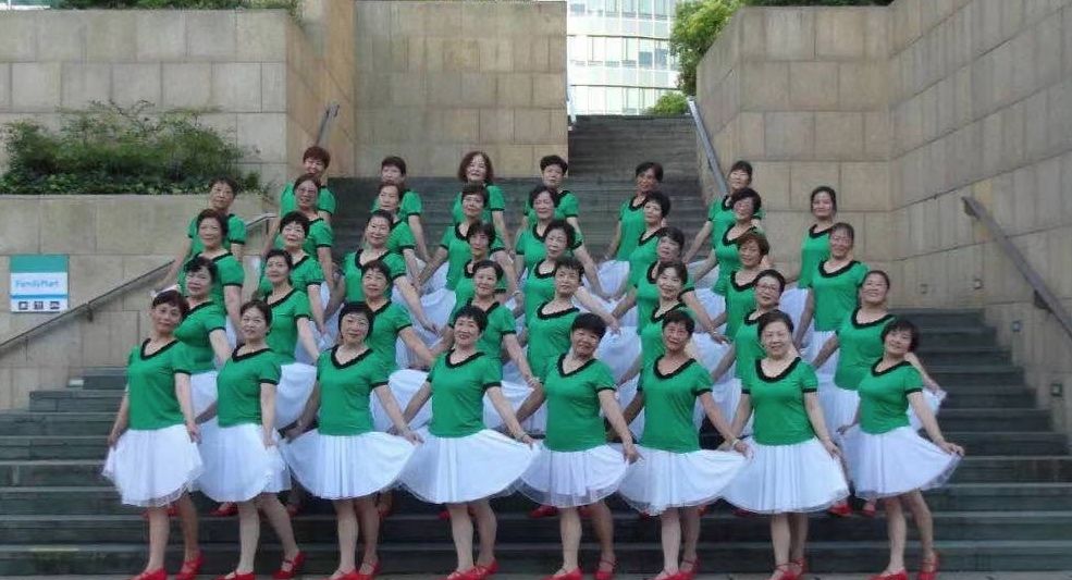 阿姨$追光｜广场舞阿姨背后的人，是谁？