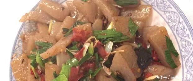 女人不想脸上皱纹多，多吃这道菜，皮肤细腻似少女，比面膜还补水！