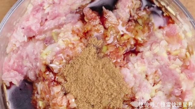 鲜香味美的香酥茄盒,荤素搭配,简单营养,老少皆宜的美食