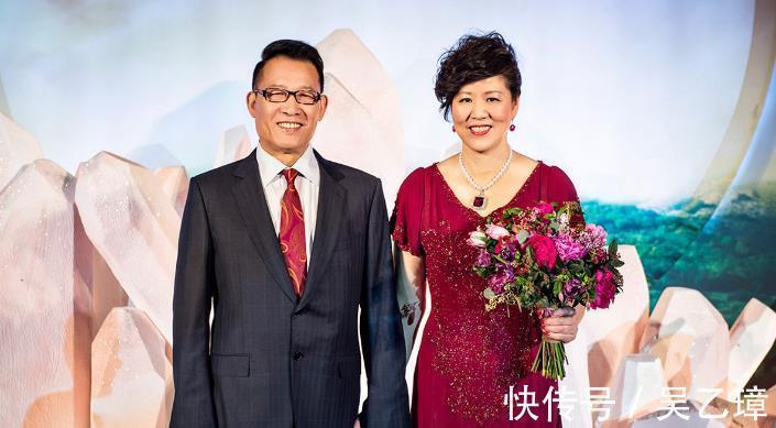 恒大女排|郎平退休后,她能领取多少退休金?这个问题很多球迷感兴趣