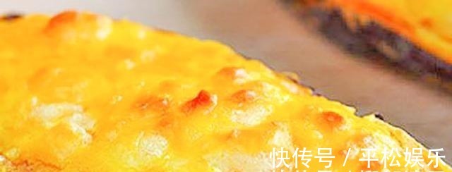 红薯别直接烤了，教你一个诀窍，好吃的不得了，吃一回念念不忘！