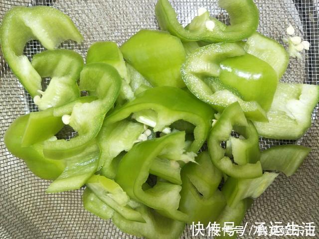 鸡身上最好吃的部位，碰见莫错过，只要1.5元一斤，一盘不过5块钱