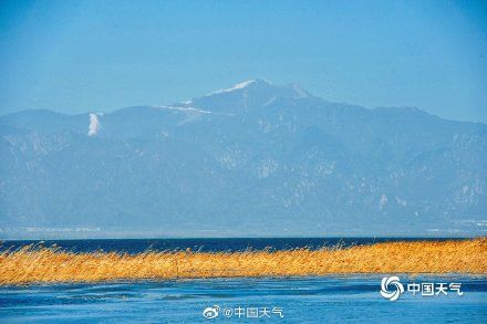 小海坨|北京小海坨山下冰花晶莹剔透 风景自带冷蓝滤镜