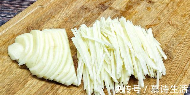 醋溜土豆丝的家常做法 营养丰富又美味