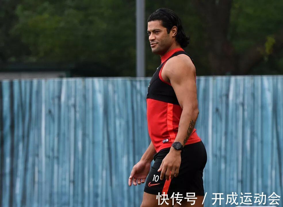 侄女|官宣!胡尔克宣布与“前妻的侄女”造人成功:感谢上帝,宝宝健康