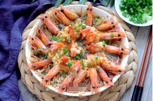 金针菇和这食材搭配是绝配,蒸一蒸5分钟出锅,鲜香无比又超好看