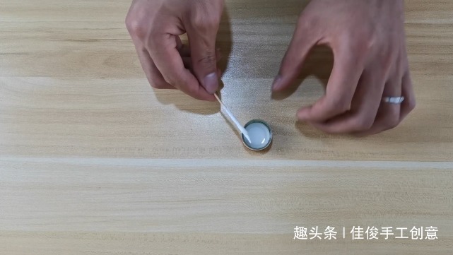 电热水壶不工作了怎么办教你一招方法简单,省钱实用进来学学!