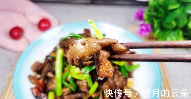 蘑菇|秋季吃鸡鸭猪肉不如吃它，蛋白质是猪肉4倍，补脑益智提高记忆力！