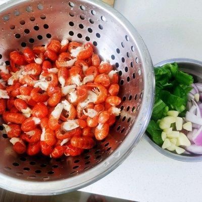 豆瓣酱|双拼龙虾尾这样做，营养又美味