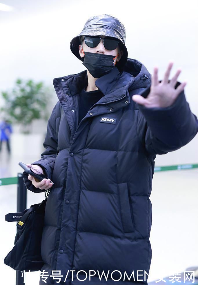 明星们最新出炉的机场照来啦，俊男俏女齐齐上线，你爱了吗