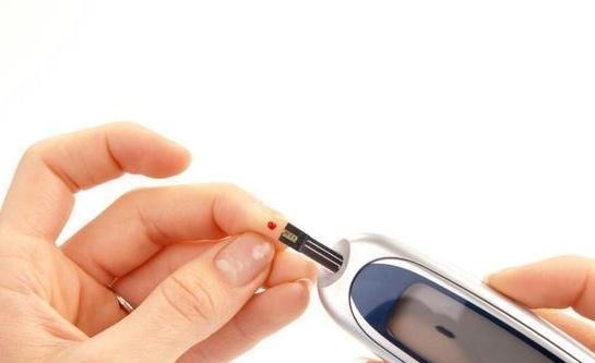 控制血糖|人到50岁,得糖尿病可以活多大年纪?或许这里有你想要的答案