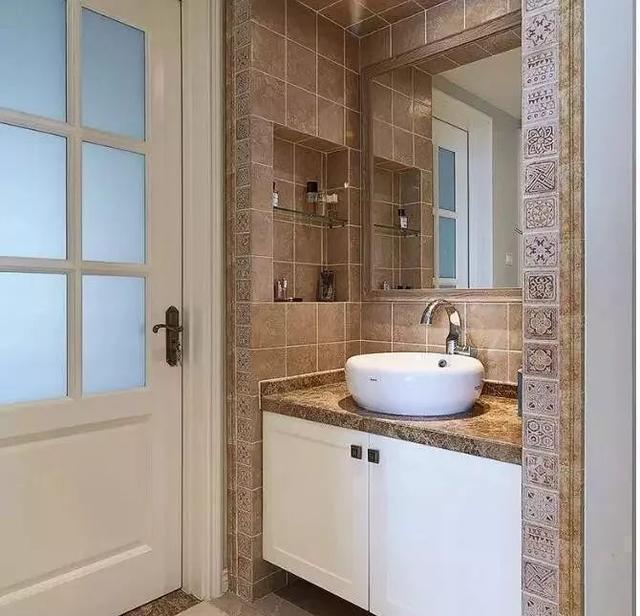 卫生间隔|卫生间就这样装非常漂亮,洗澡也方便,一天连洗三次都不过瘾