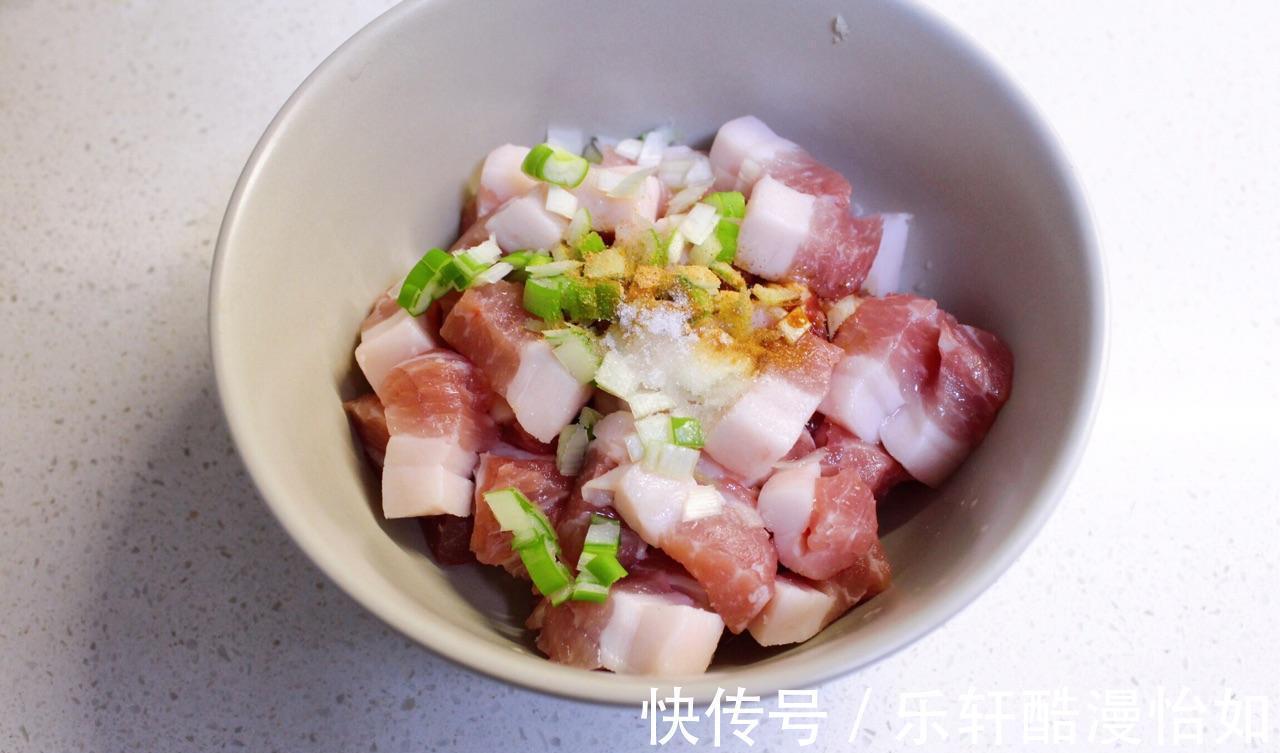 蒜香茄丁炸酱面|蒜香茄丁炸酱面,做法简单,鲜香美味