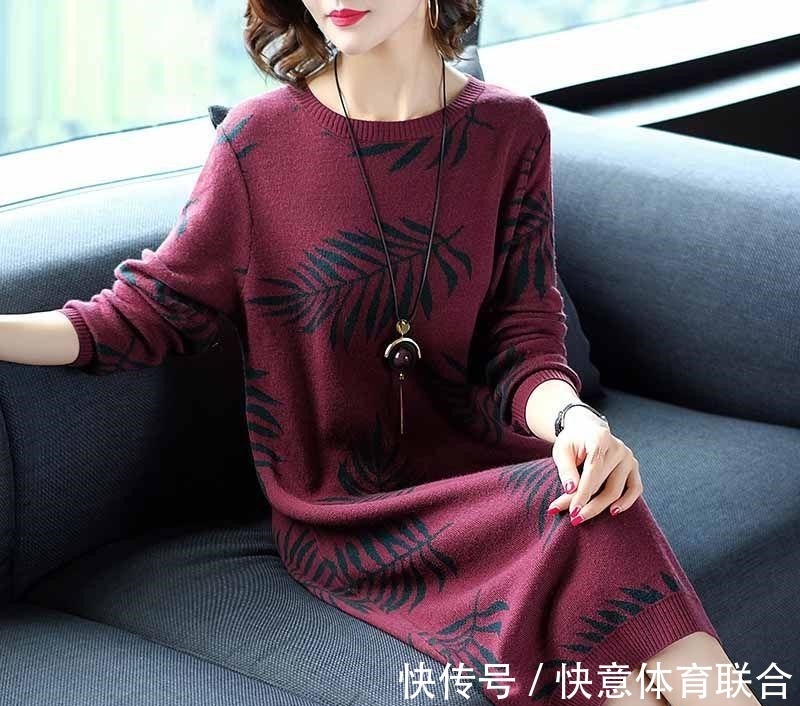 毛衣 今年不流行外套配毛衣了, 学下图女人这样穿, 气质飙升更有女人味！