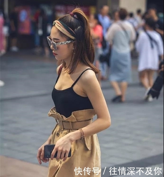 身材|路人街拍:穿着精致身材曲线优美的妹子,真是吸眼!