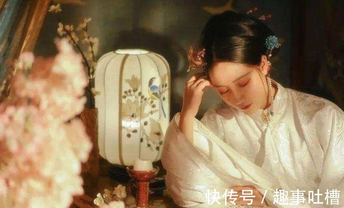 游子#五首菩萨蛮,堪称咏江南春色的罕见之佳作,也被称为宋词奠基之作