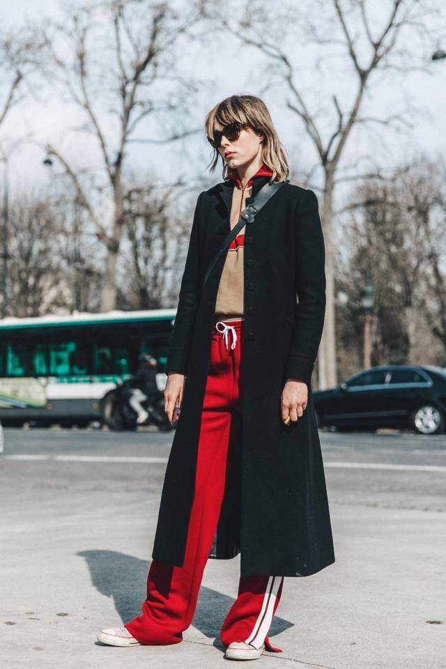 冬天|永远不会过时的内搭—卫衣,你发现了吗?冬天加上这一层太时髦