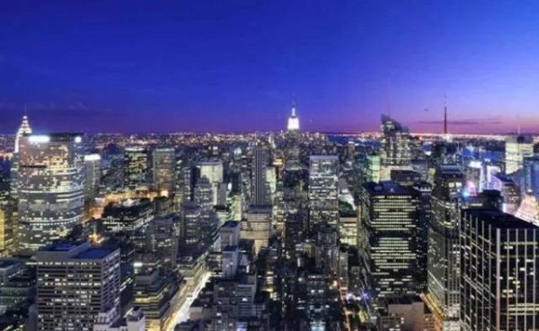 中间户|2梯4户的房子，是选边户还是中户好售楼小姐多添点钱也别买中户