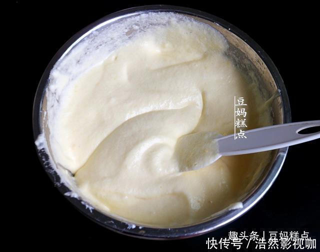 这个蛋糕方子,我家隔3差5做,当早餐太赞了,入口又软又润