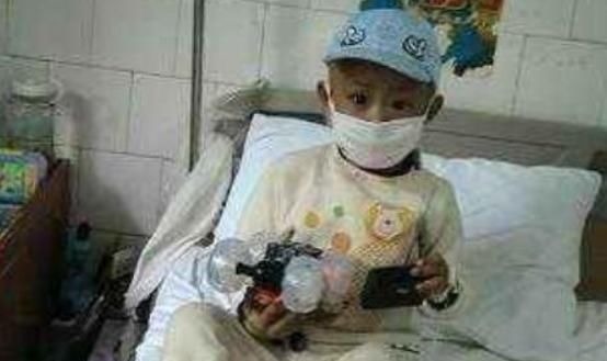 军军|5岁男孩每天一杯牛奶,1月后被送进医院,医生:胃里全是“纸”