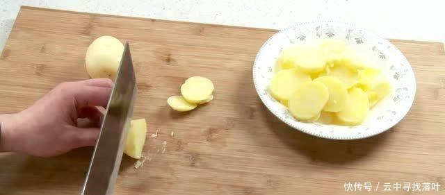 几块钱一斤的土豆这样做,吃出高级感,餐馆里的大厨都舍不得教