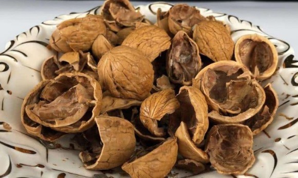 抗病毒|剩下核桃“壳”不要丢掉，是3种疾病“灵丹妙药”，很多人不知晓