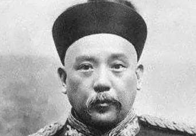 吴长庆|袁世凯去朝鲜支援时,不过是个新兵,为何能在朝鲜当总督十几年?