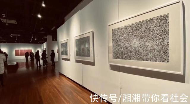 王劼音@看这场展览，赏当代上海抽象画“半壁江山”