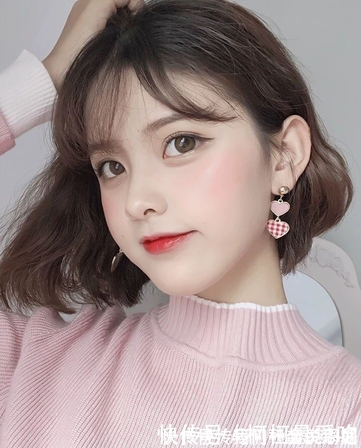 洋气 换对发型相当于换了张脸,这几款“齐脸烫”短发超显脸小,美极了